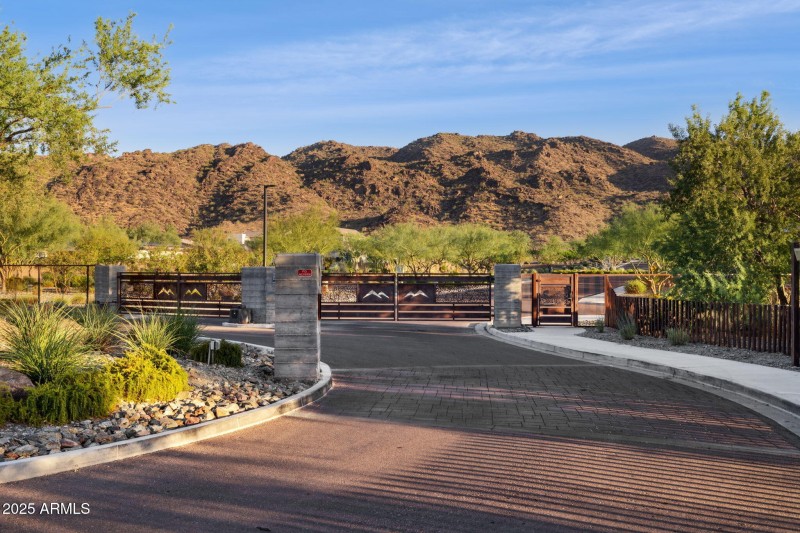 Gated entry to Avance