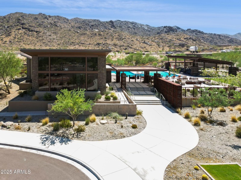 Avance community center