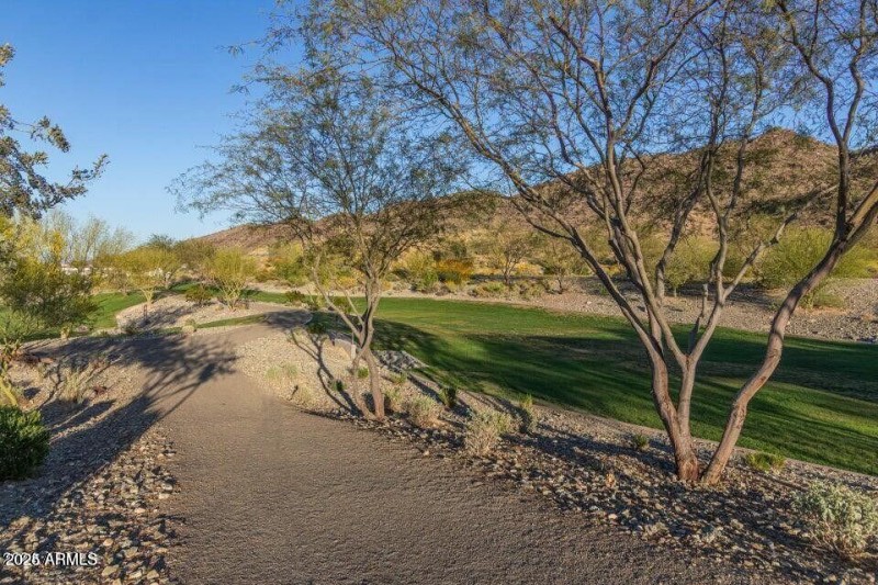 Avance Walking Trails