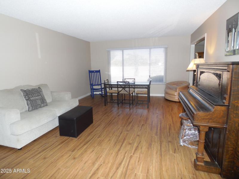 Living room 2
