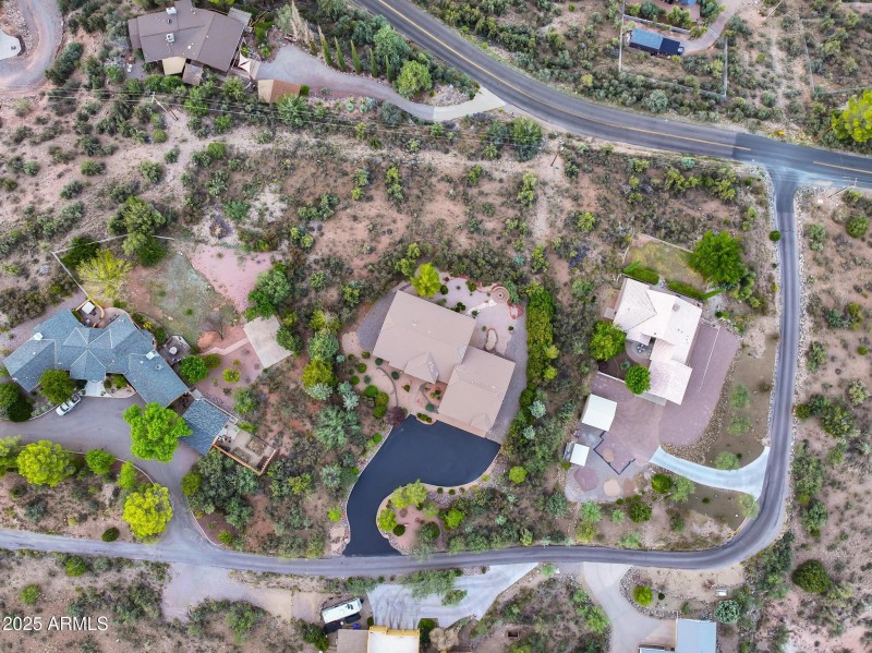 dji_fly_20250923_181624_0928_17587488939