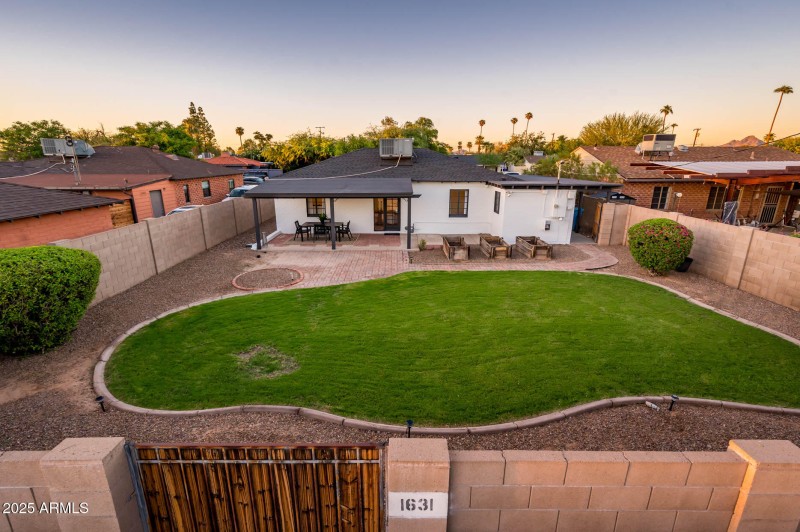 1631 W Earll Dr - MLS-45