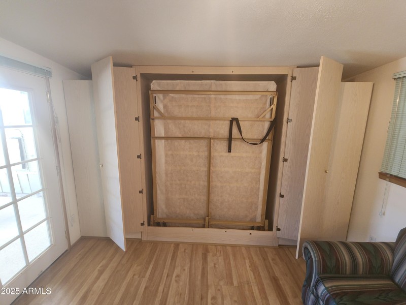 51 AZ room Murphey Bed in Wall Closet