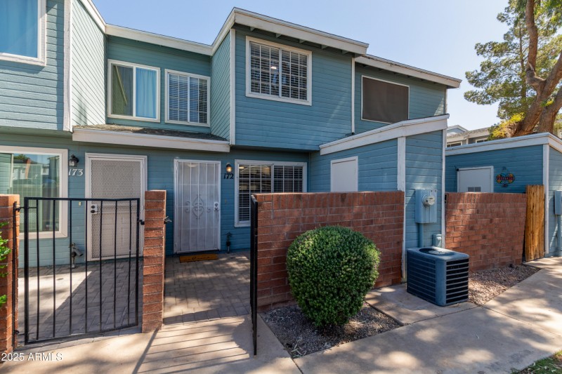 87b88322eee5f6283c78832b9a21b667