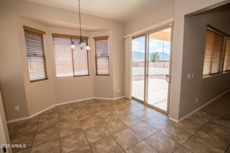 1804 Prairie Grass Dr 10-03-2025 (37)