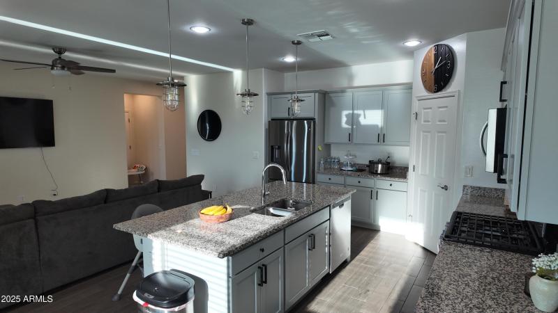 dji_mimo_20251003_165600_20251003165559_