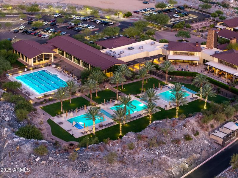 DJI_20251002183025_0312_D