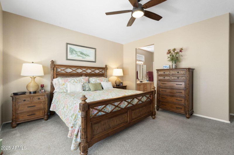 6-web-or-mls-QVB02108