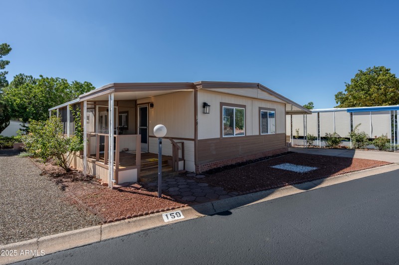 Exterior Front w covered porch
