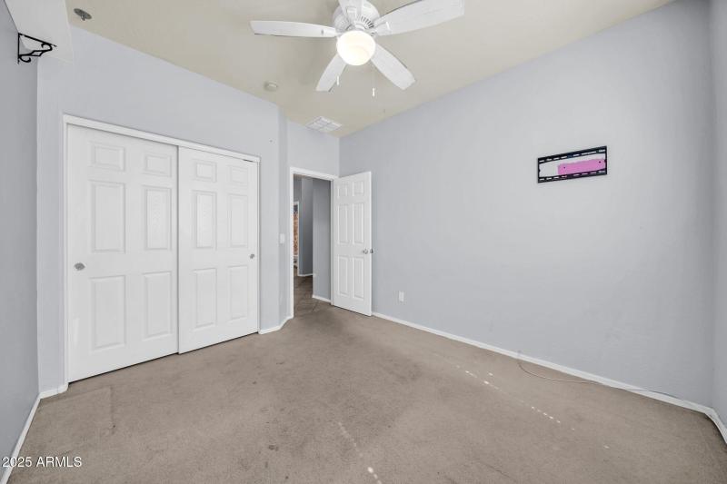 17018 W Tonbridge St-23