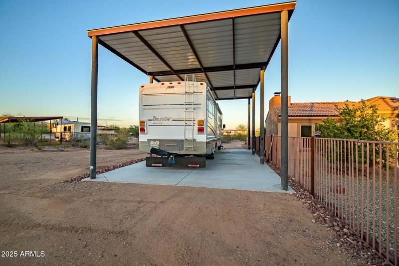RV CARPORT