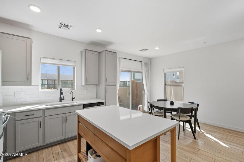 18-web-or-mls-Red-18