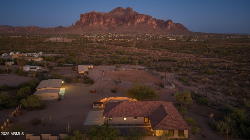 MILLION DOLLAR VIEWS