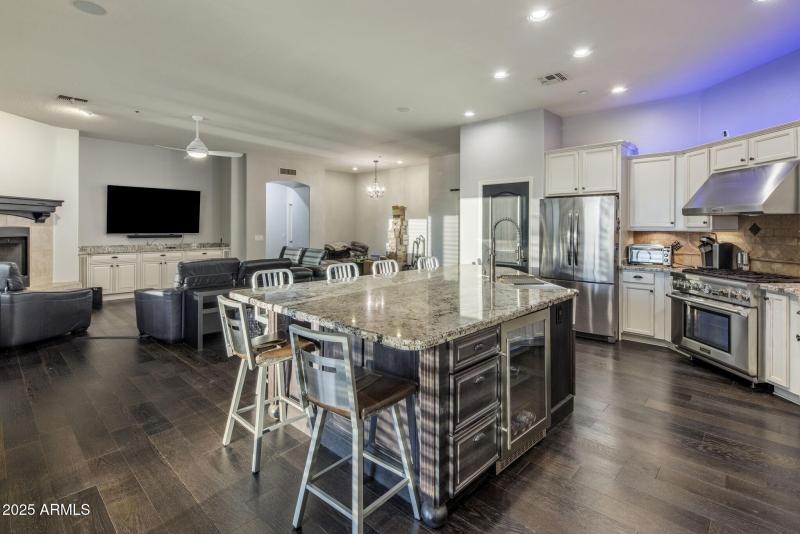 024_FamilyGreat Room 3