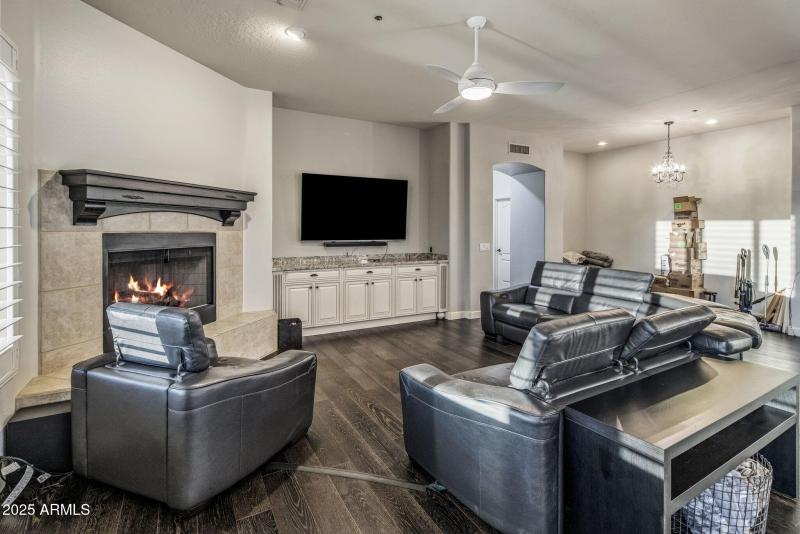 022_FamilyGreat Room 2