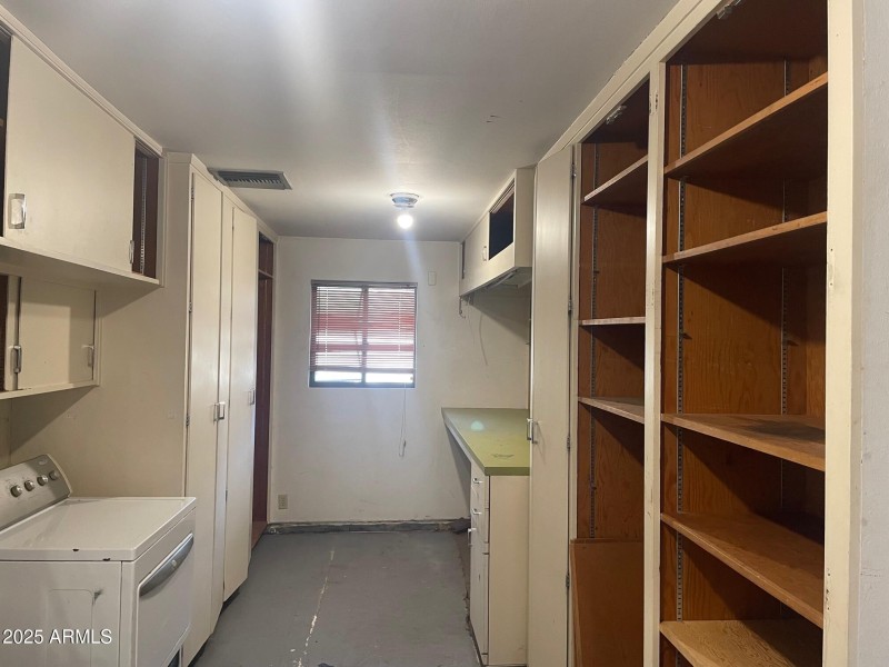 Laundry, utility room