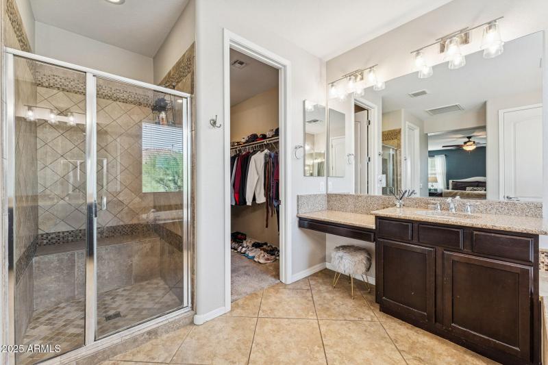 030-primary-bathroom