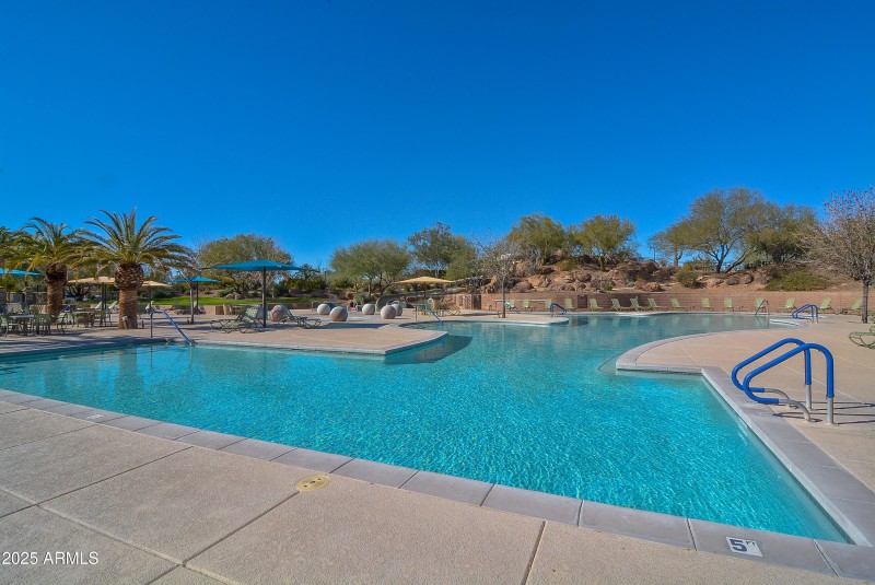 gMountain Vista Club Resort Pool