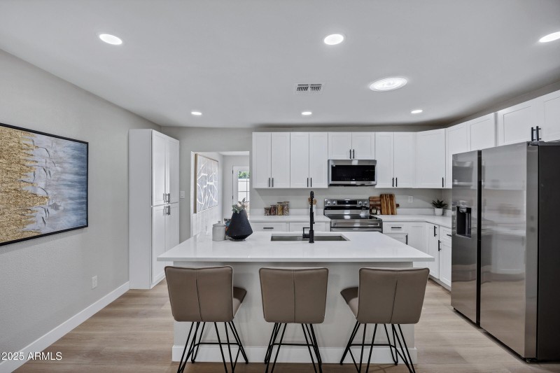 2344 W Pecos Ave-12