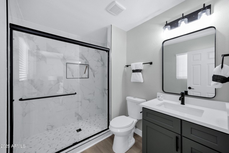 2344 W Pecos Ave-25