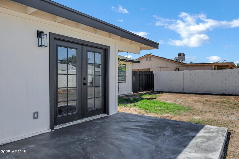 2344 W Pecos Ave-32