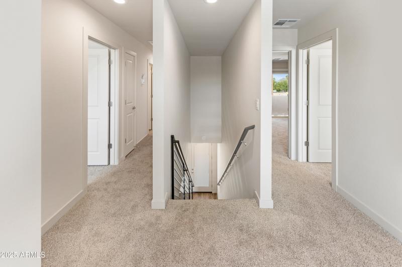 4307 N 13th Pl-18