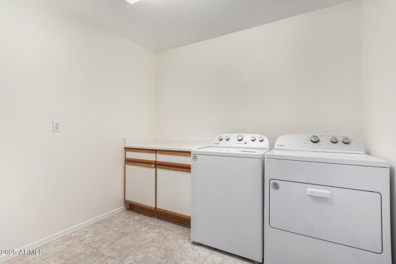 28 Laundry Room