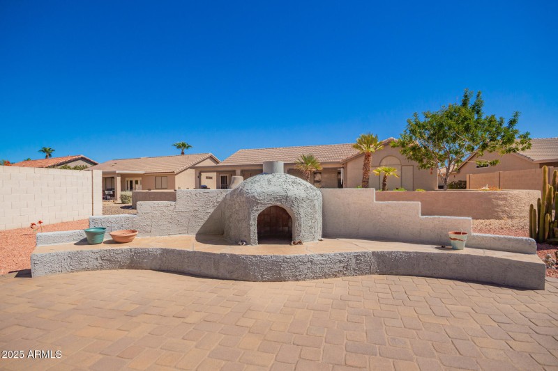 30 Outdoor Kiva Fireplace