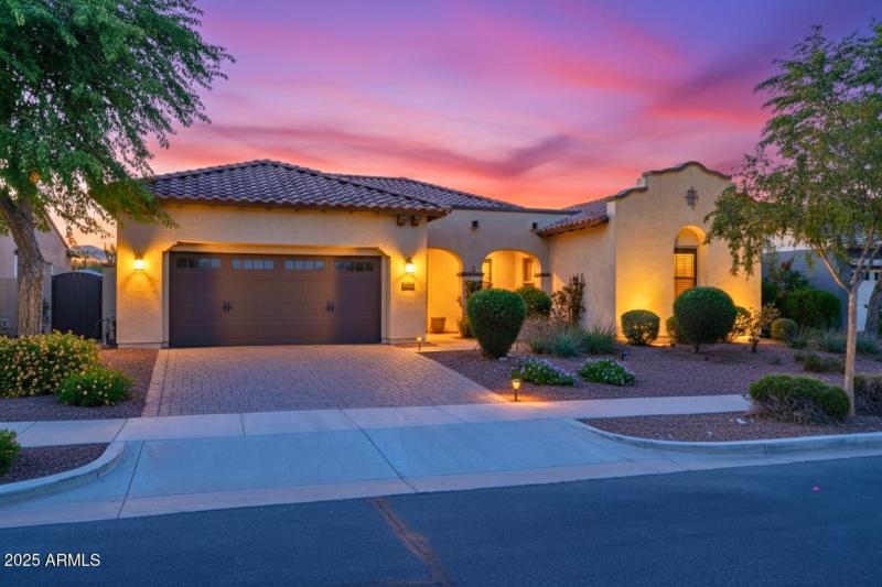 Welcome to 20486 W Ridge Road