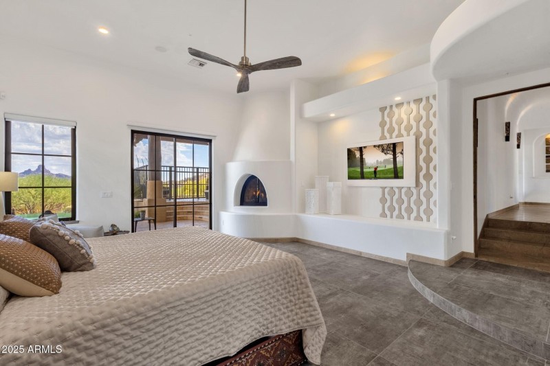 040_Primary Bedroom II