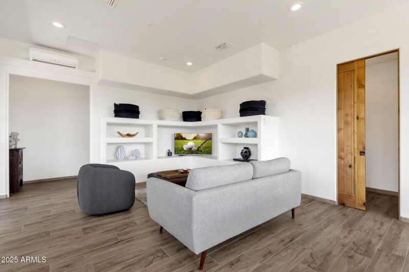 064_Casita Sitting Area