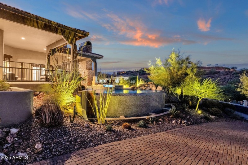 094_Infinity Edge Pool Decor Lights