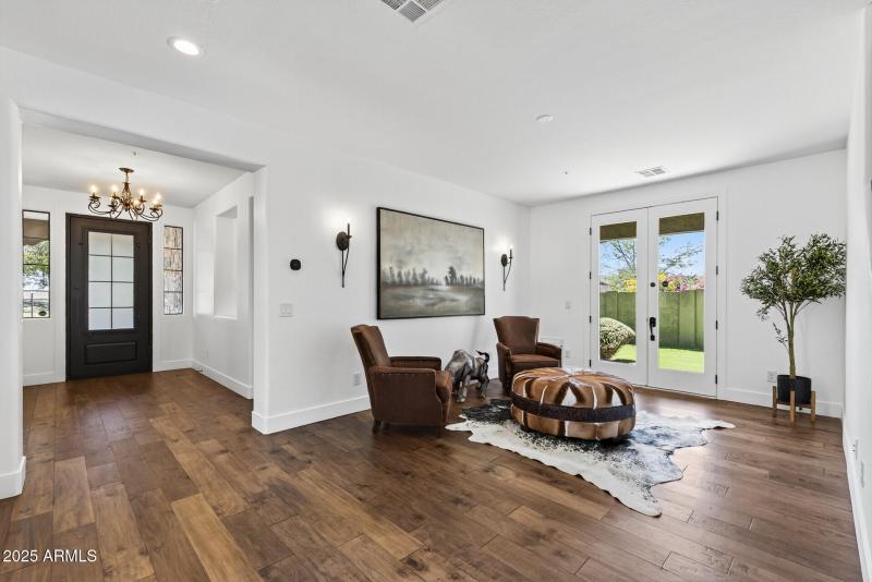 20_3428_N_Park_St20_mls