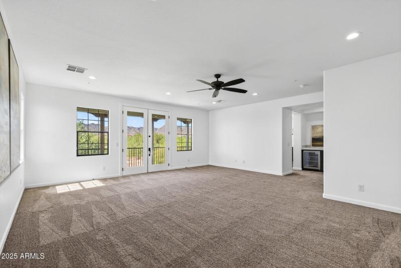 66_3428_N_Park_St66_mls