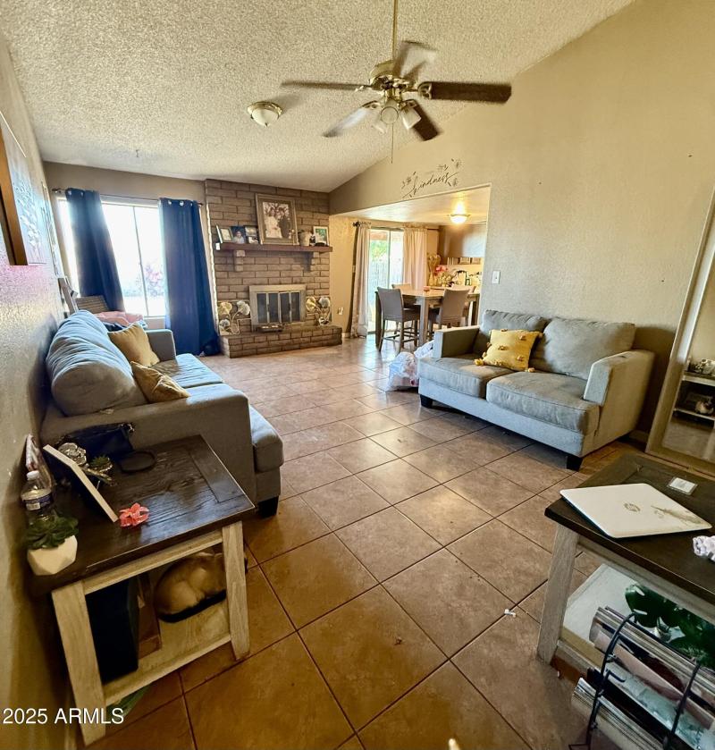 7211 W. Claremont St