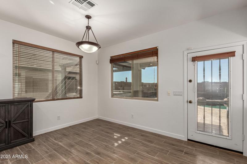 Dining area off of kitchen.