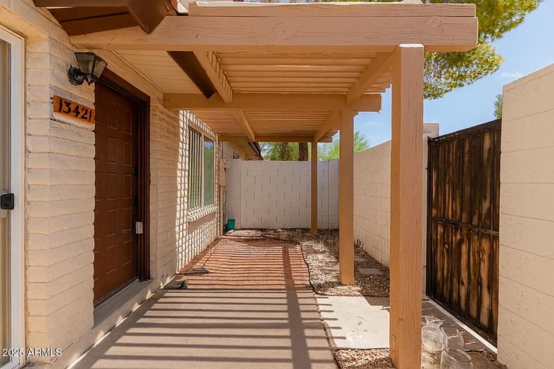 df0ed285-faca-4c99-b3bc-6dc9fb536c13 2