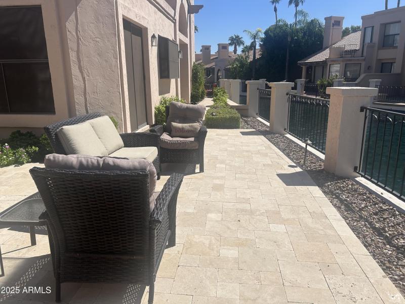 FRONT COURTYARD