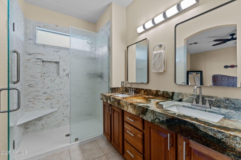 Primary bath