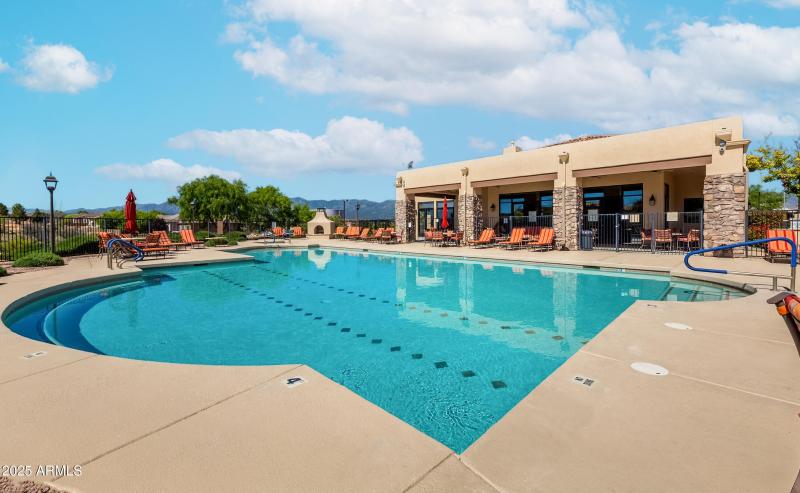 Verde Santa Fe Pool Area