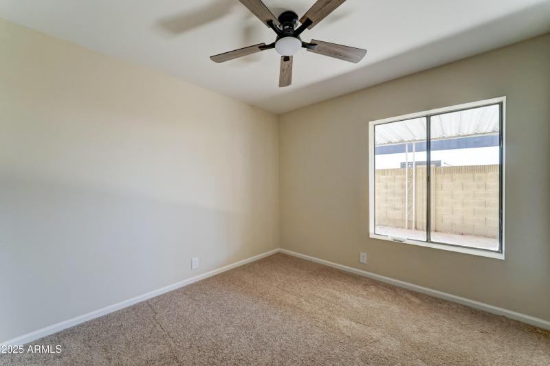 15250 N 65th Ave-23