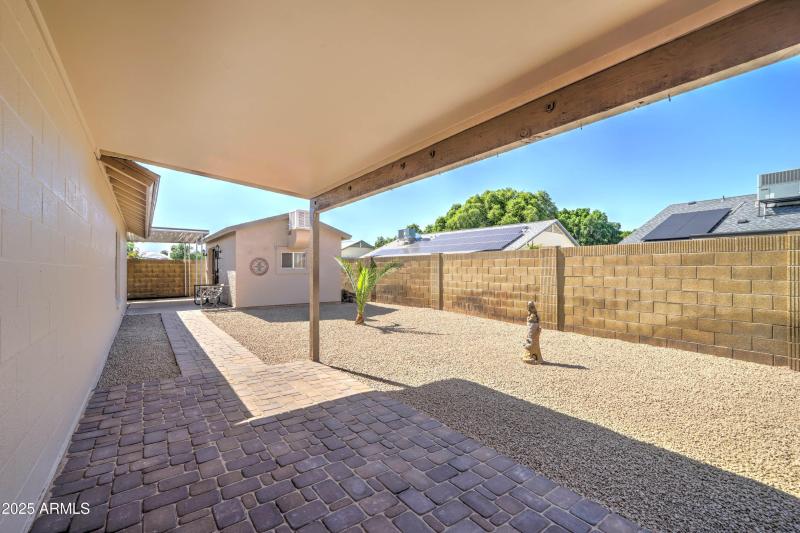 15250 N 65th Ave-31