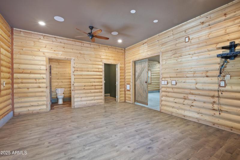 Guest area/man cave