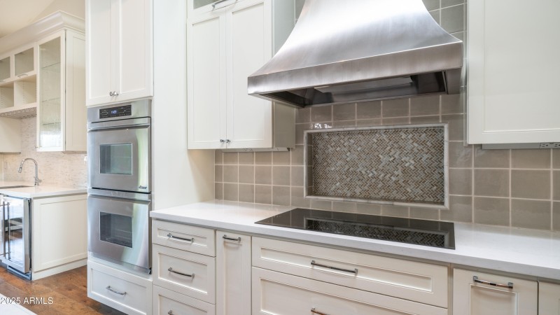 3835 E Talowa St-25