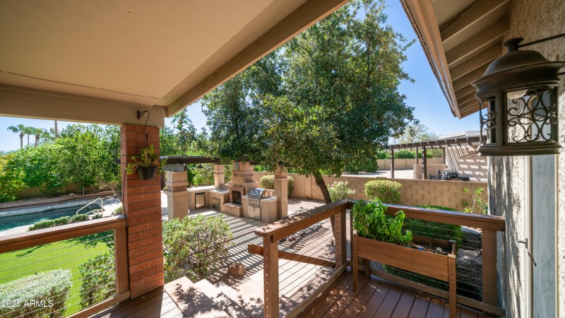 3835 E Talowa St-44