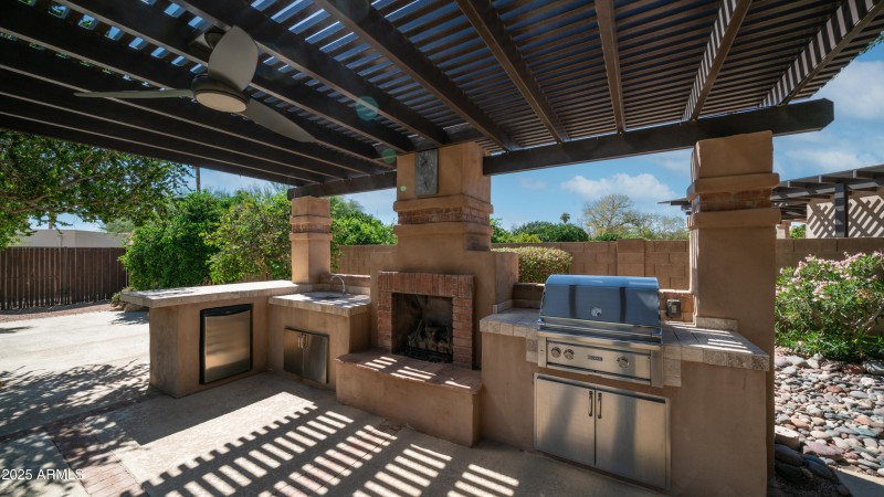 3835 E Talowa St-49