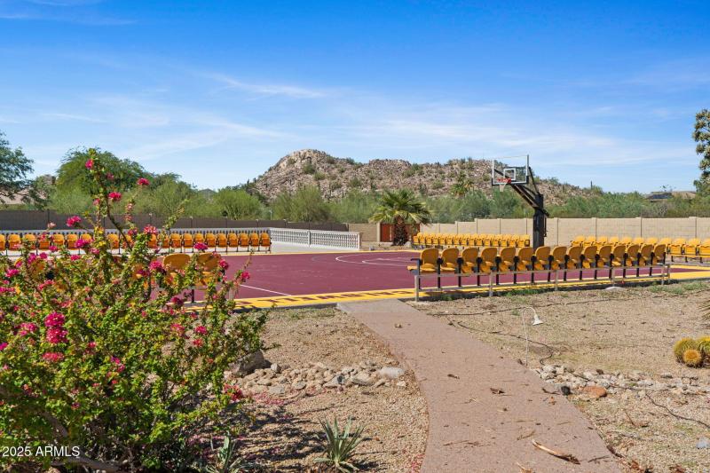 outdoor full size court