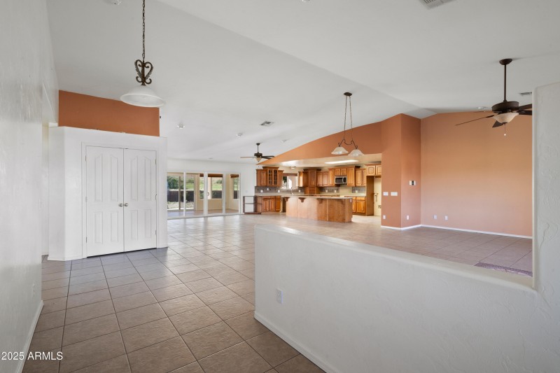 2 Interior - 3