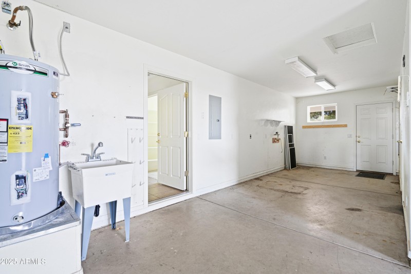 2 Interior - 35