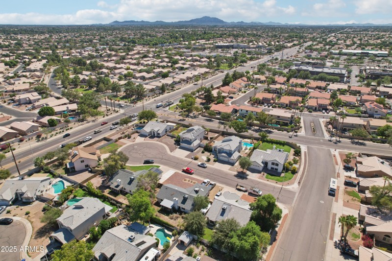 55-print-E Baylor Ct-S0410-053